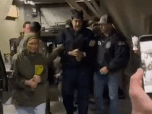comp-19-517674970261767512796_1771053451.gif
