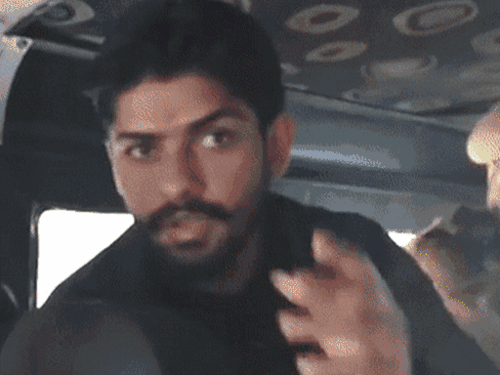 ezgif-876aedb5d33f351746274364_1769954426.gif