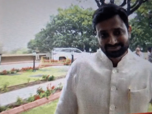 hemant-2_1771593728.gif