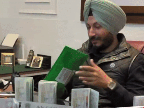 whatsappvideo2026-02-10at104533am-ezgifcom-resize_1770700749.gif
