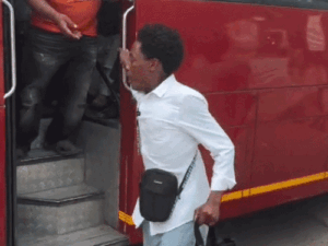 ezgif-8f934159ad4913cc_1774550189.gif