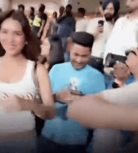 ezgif-271b74dc5fcb502c_1776656031.gif