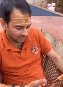 potrait-381777308942_1777353086.gif