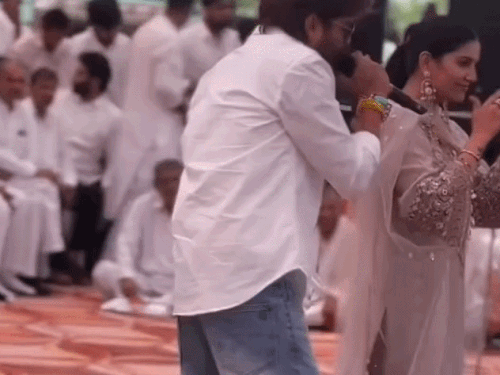 sapnachoudharylivedanceperformancewithma-ezgifcom-_1775202361.gif