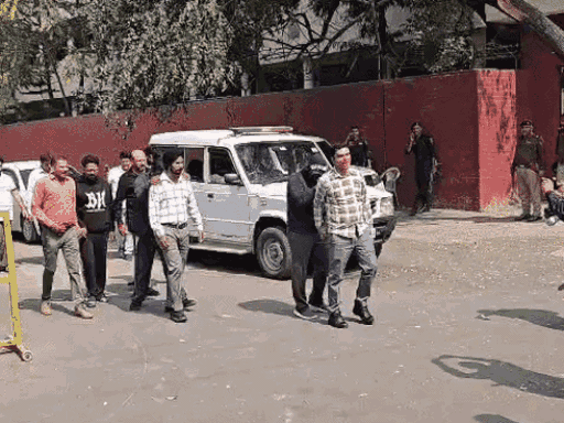 whatsappvideo2026-03-15at42016pm1-ezgifcom-resize1_1774936108.gif