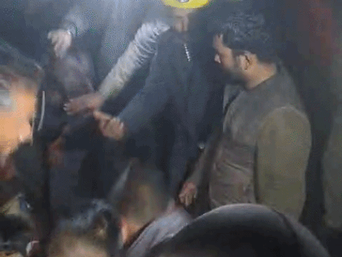 whatsappvideo2026-04-04at103340pm-ezgifcom-resize_1775322444.gif