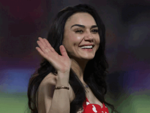 42-31777180965_1779943698.gif
