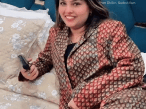 whatsappvideo2026-05-28at54547pm-ezgifcom-optimize_1779970869.gif