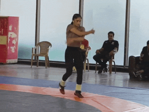 whatsappvideo2026-05-30at94726am-ezgifcom-optimize_1780114893.gif