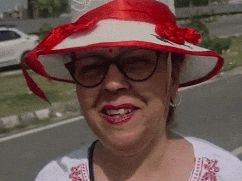 ezgif-5775d130b5758b08_1780811016.gif