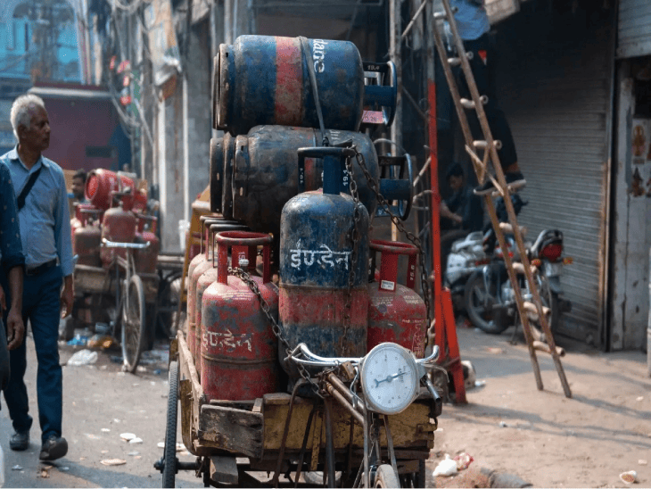 ezgif_com-gif-maker_1785544029068.gif